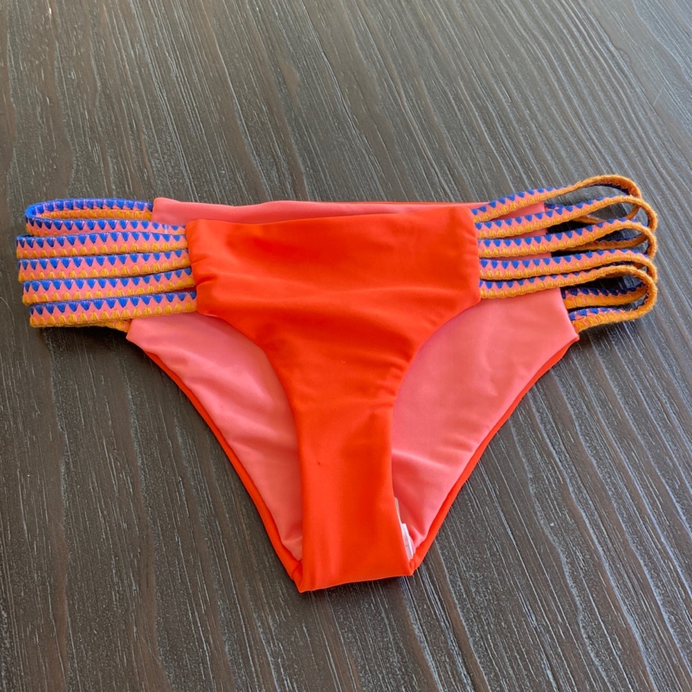 Benedetta ladies bikini bottom in size small. Reversible if desired.